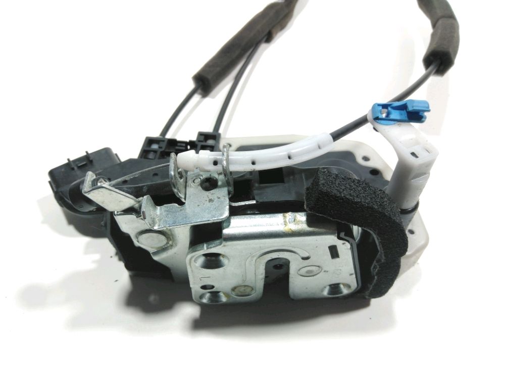 Serrure de porte avant gauche