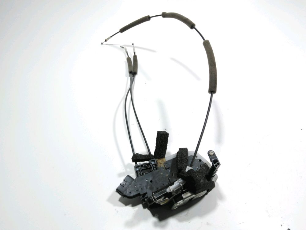 Serrure de porte avant gauche