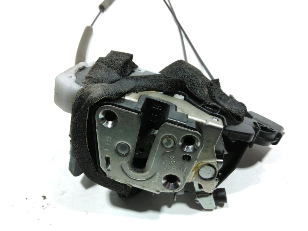 Serrure de porte avant gauche