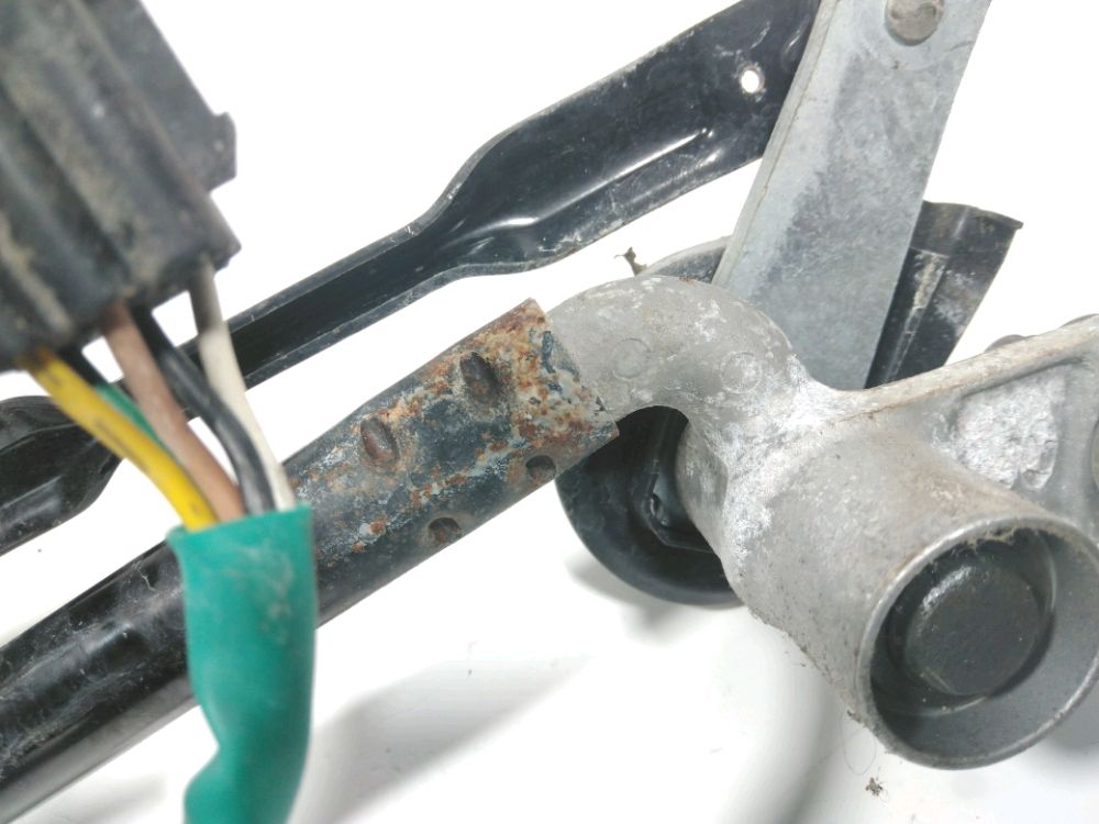Mécanisme + moteur d'essuie glace avant