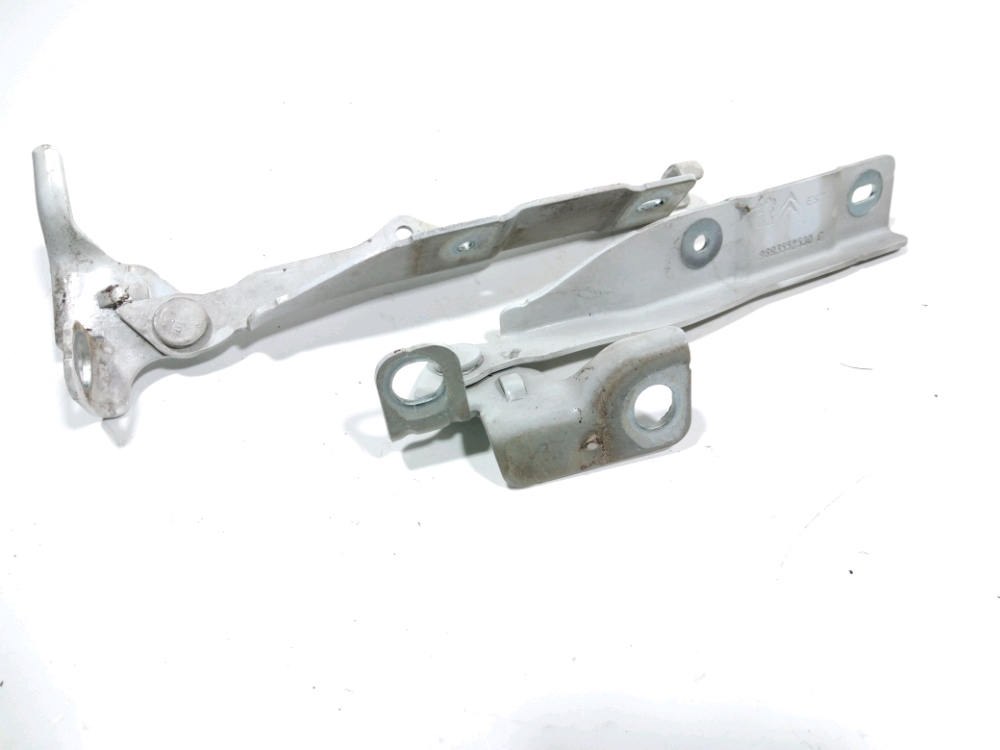 Jeu de charnieres de capot