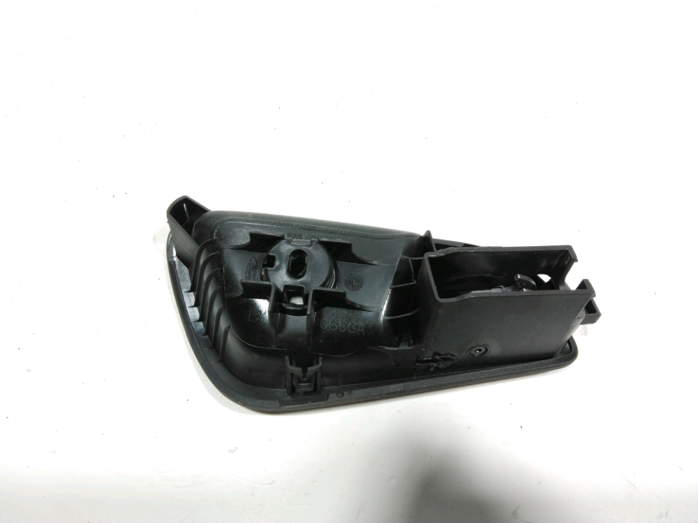 Poignée intérieure porte avant gauche