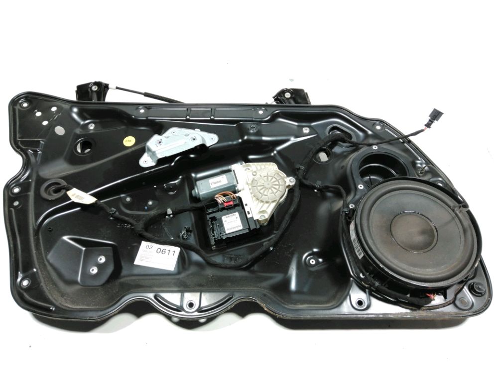 Lève-vitre électrique avant gauche