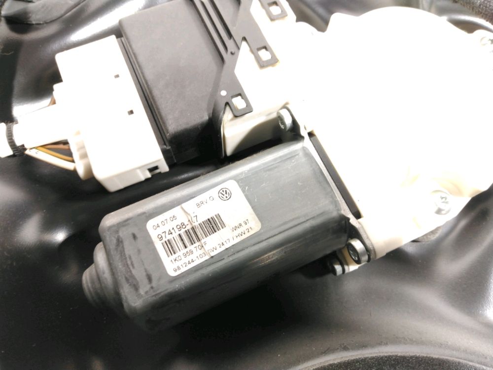 Lève-vitre électrique arrière droit