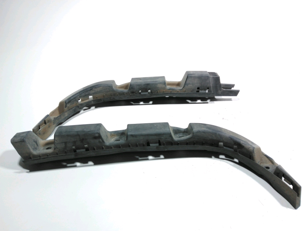 Support central de pare-choc arrière