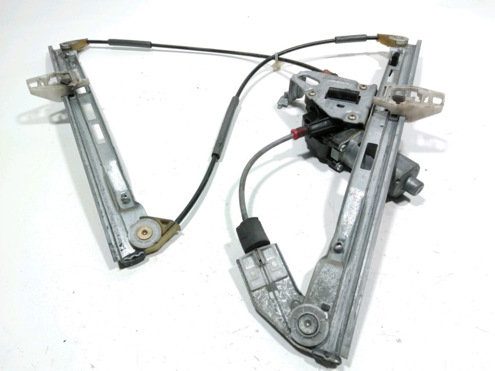 Lève-vitre électrique avant droit