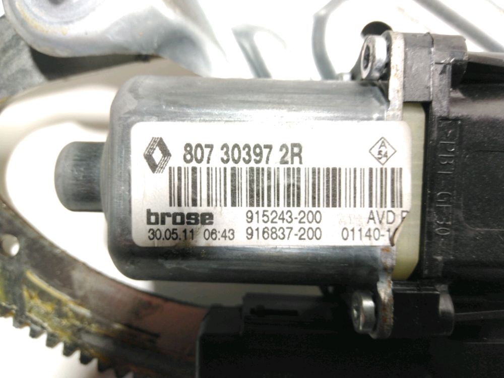 Lève-vitre électrique avant droit