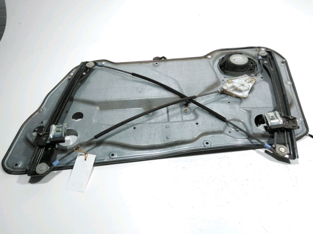 Lève-vitre électrique avant gauche