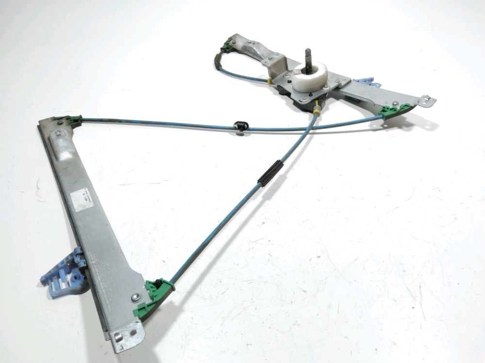 Leve-vitre manuel avant droit