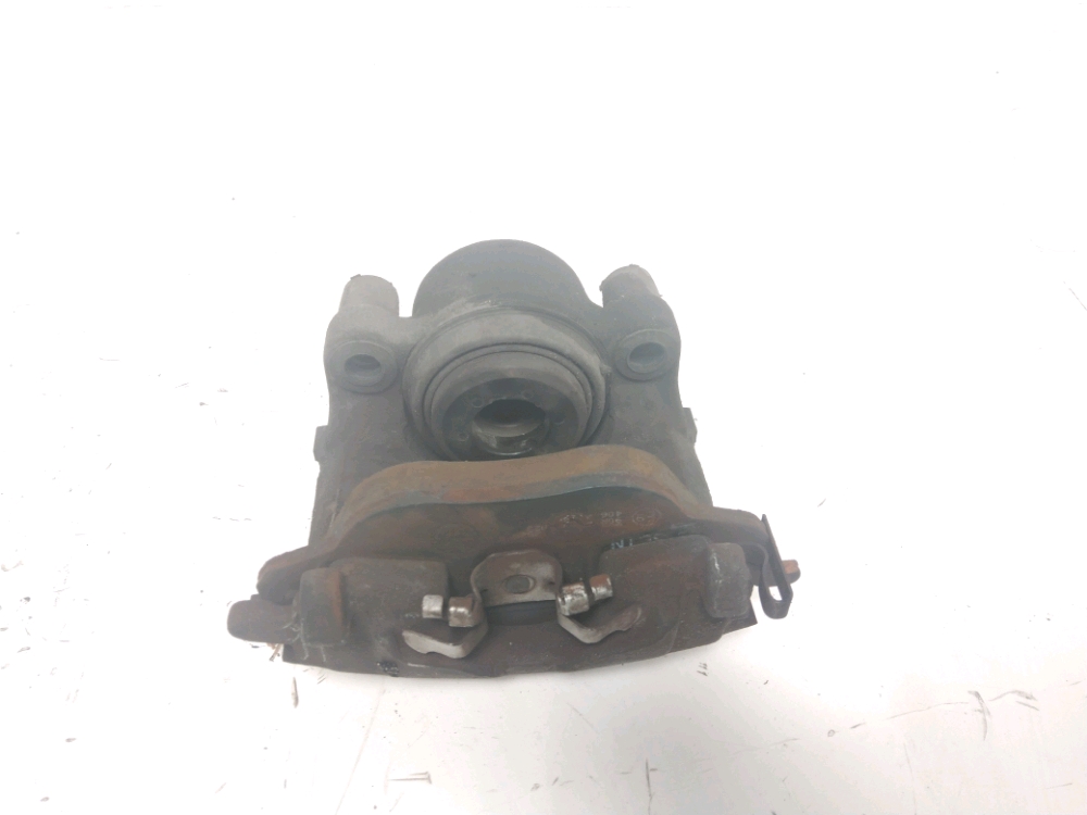 Etrier de frein avant droit