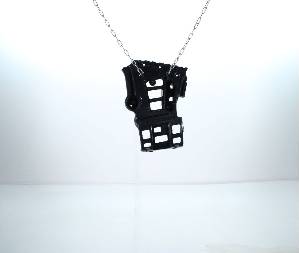 Support droit de pare-choc arrière