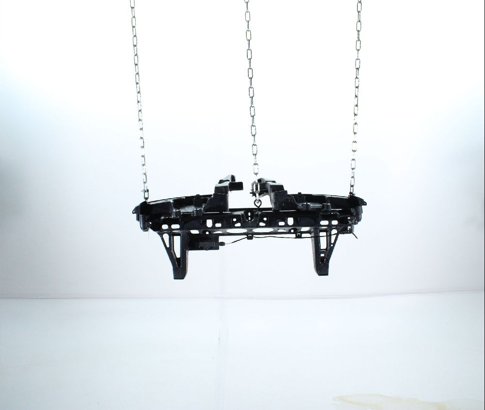 Support central de pare-choc arrière