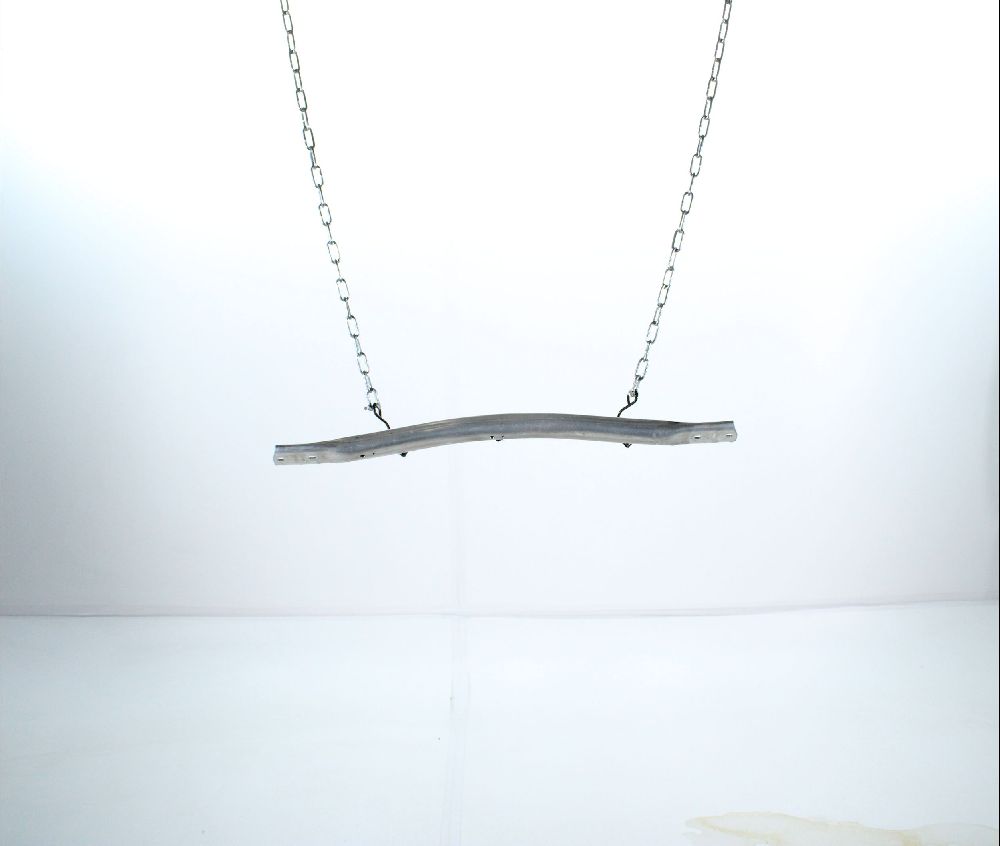 Traverse supérieure armature avant