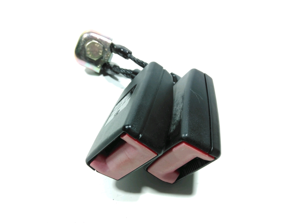 Ancrage ceinture arrière gauche