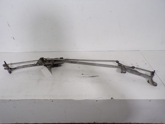 Mecanisme + moteur d'essuie glace avant