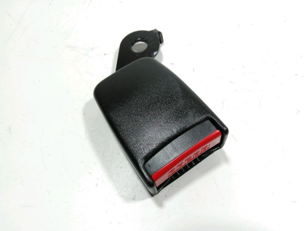 Ancrage ceinture arriere gauche