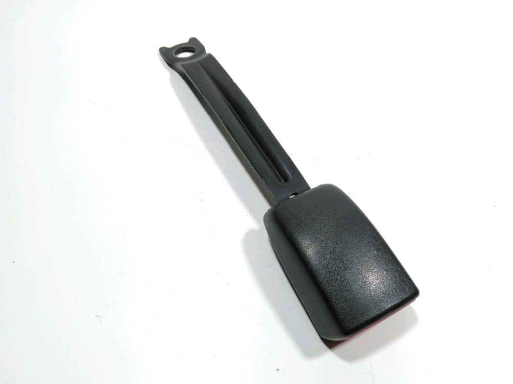 Ancrage ceinture avant droit