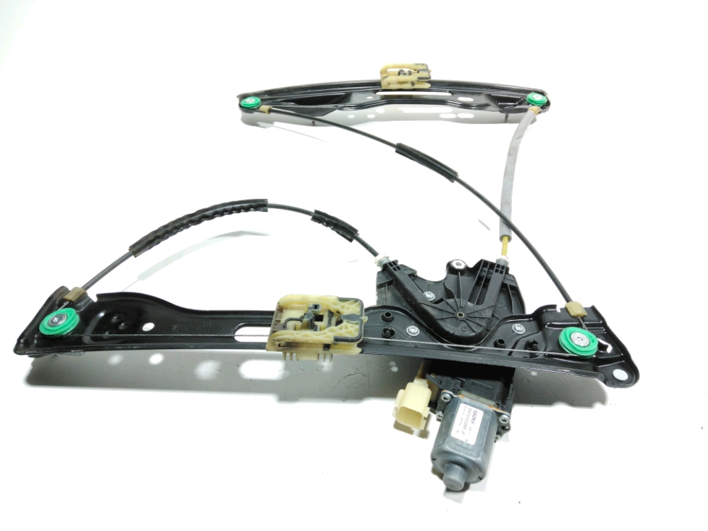 Lève-vitre électrique avant droit