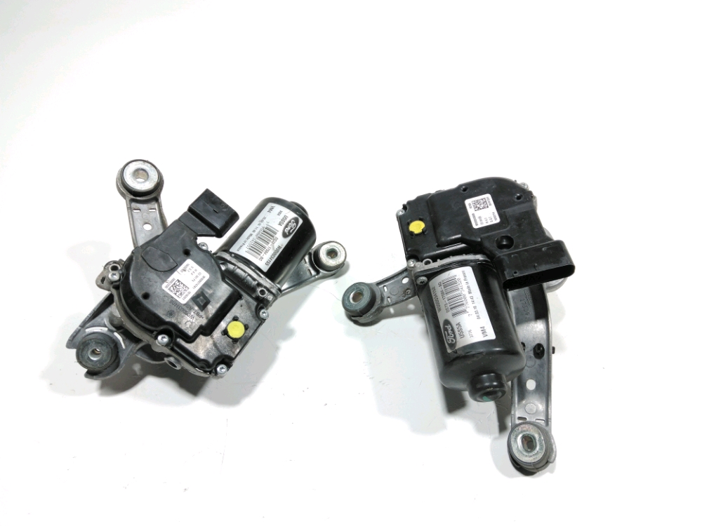 Mecanisme + moteur d'essuie glace avant