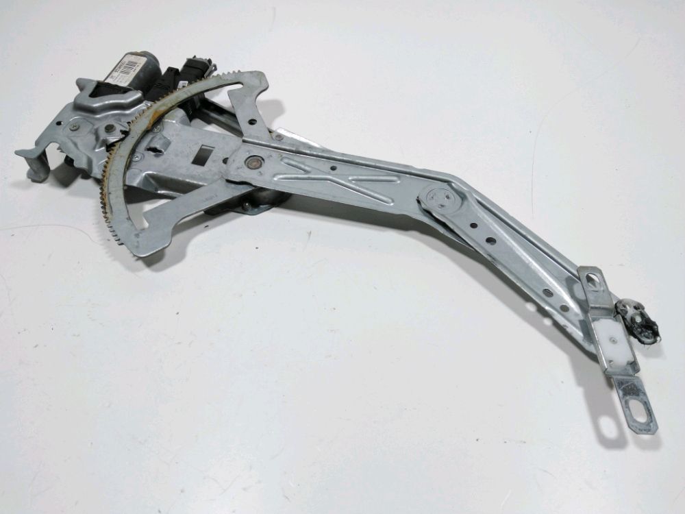 Lève-vitre électrique avant droit