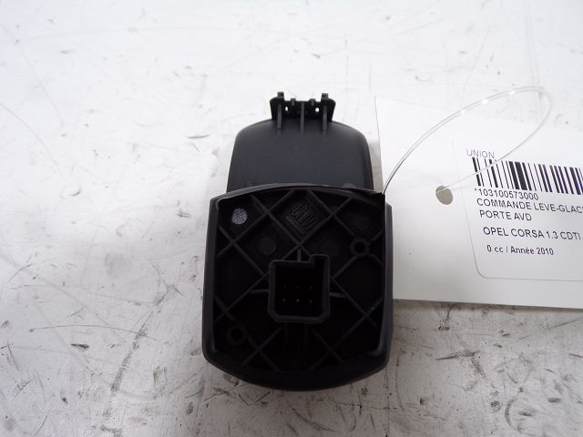 Commande lève-vitre avant droit