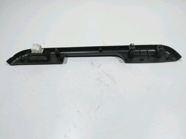 Commande lève-vitre arrière droit