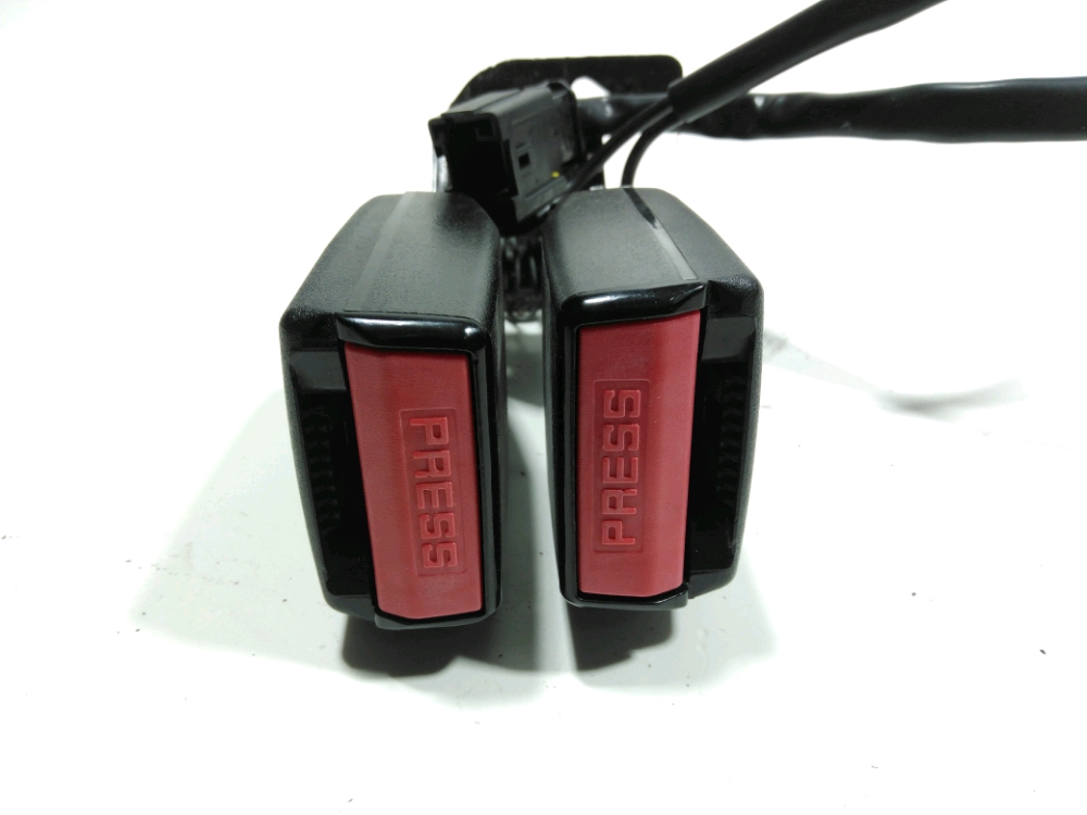 Ancrage ceinture arrière droit