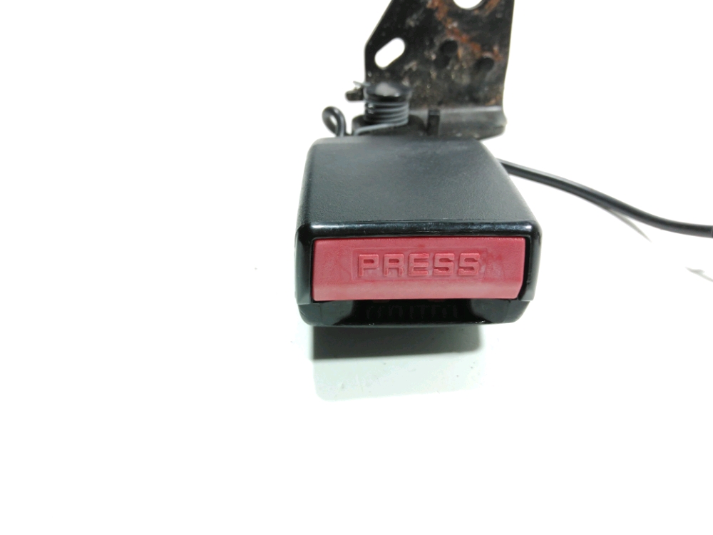 Ancrage ceinture arrière gauche