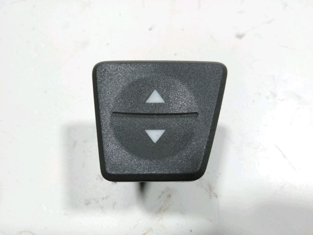 Commande lève-vitre avant droit