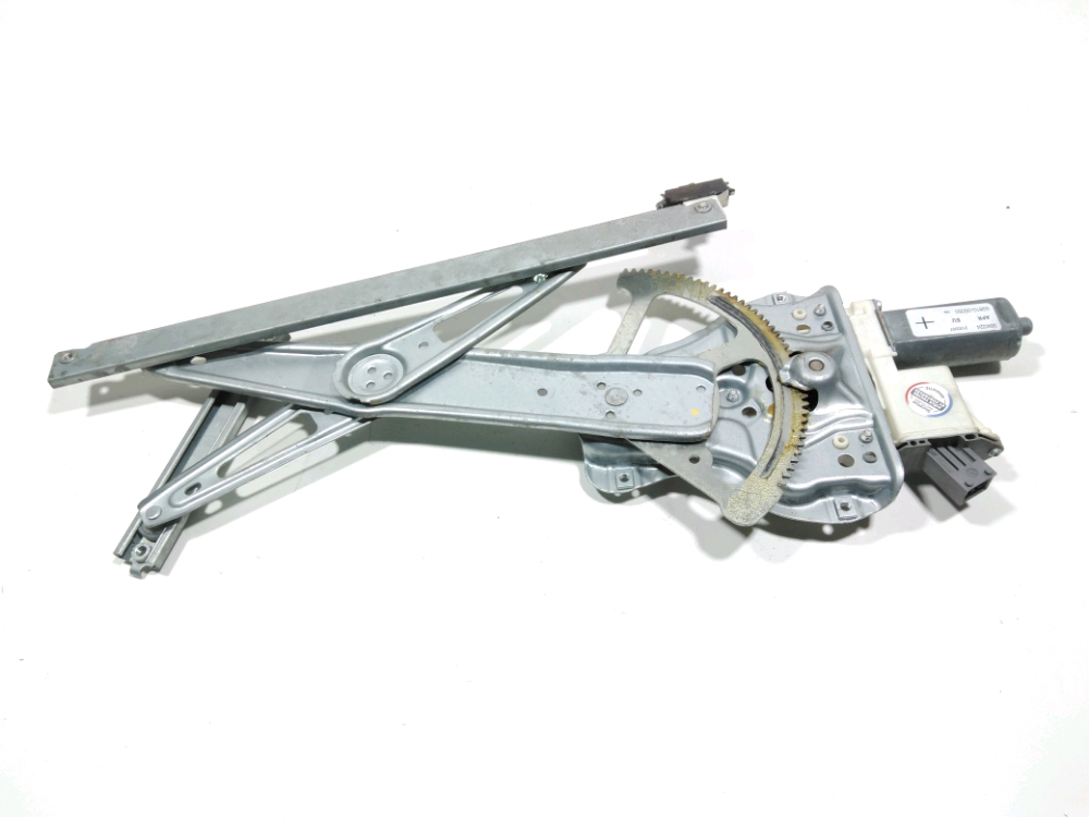 Lève-vitre électrique avant droit