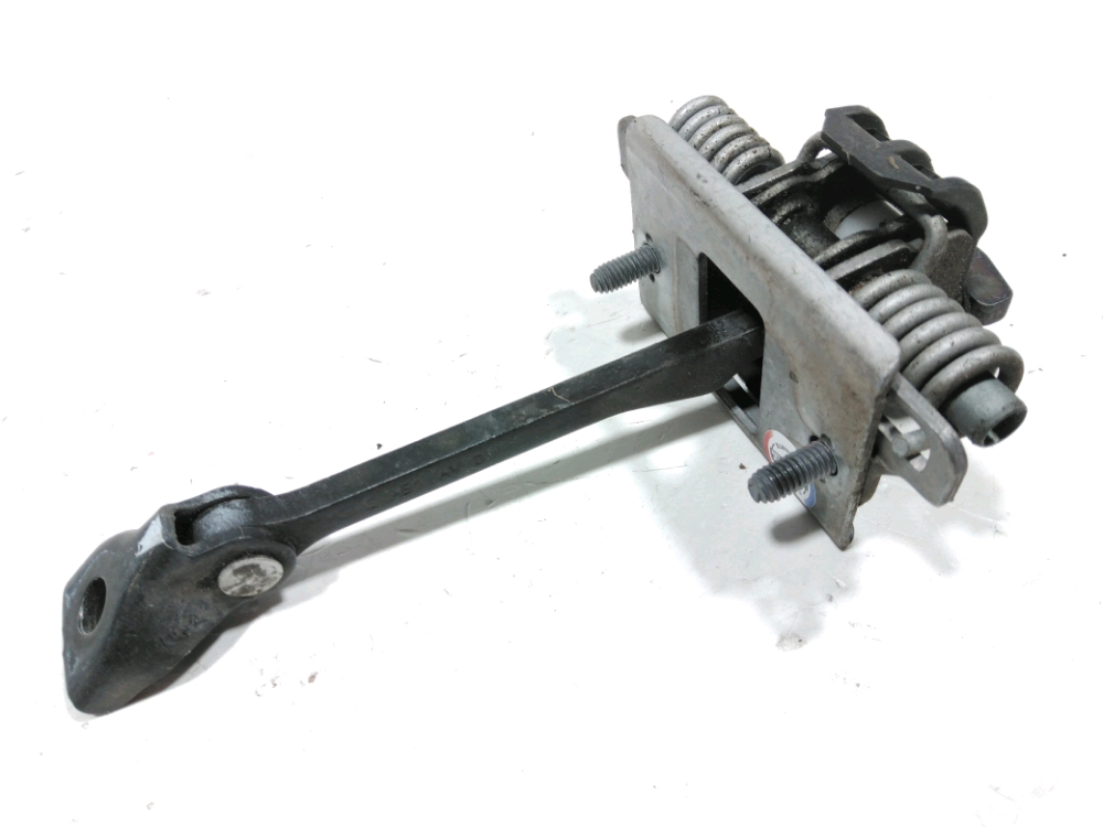 Tirant de porte avant droit