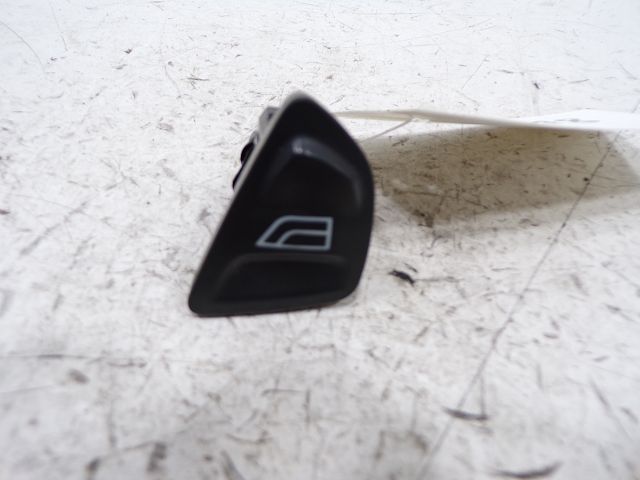 Commande lève-vitre avant gauche