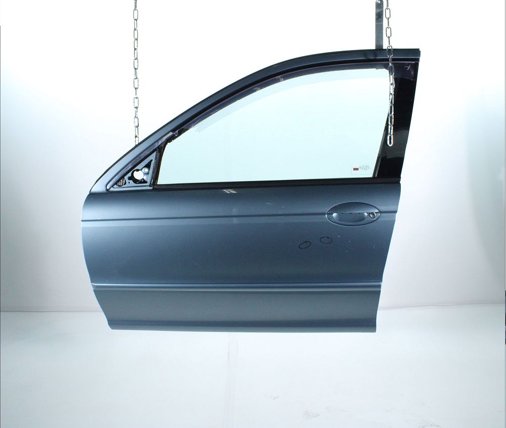 Porte avant gauche