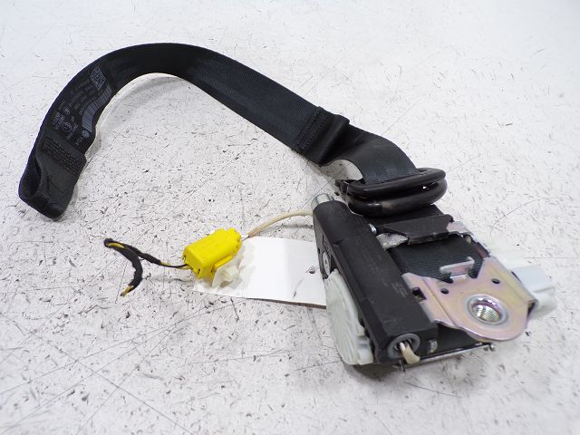 Ceinture avant droite
