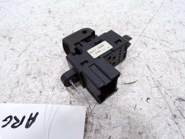 Commande lève-vitre arrière gauche