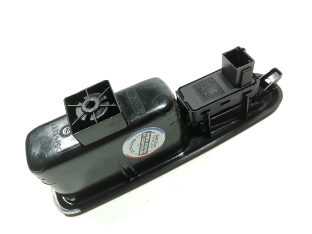 Commande lève-vitre arrière gauche