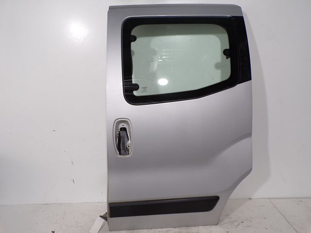 Porte coulissante gauche