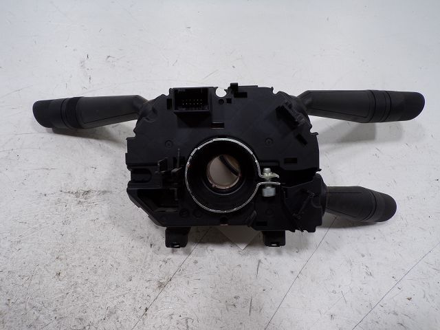 Commande sous-volant