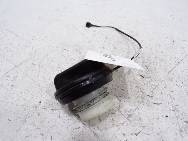 Bouchon de réservoir à carburant