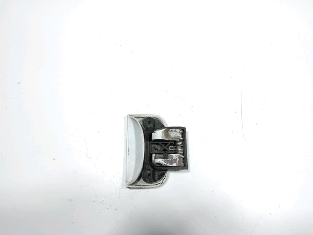 Poignée extérieure avant gauche