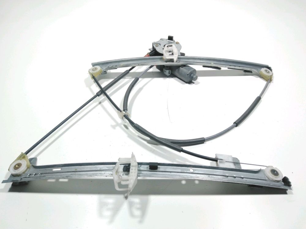 Lève-vitre électrique avant droit