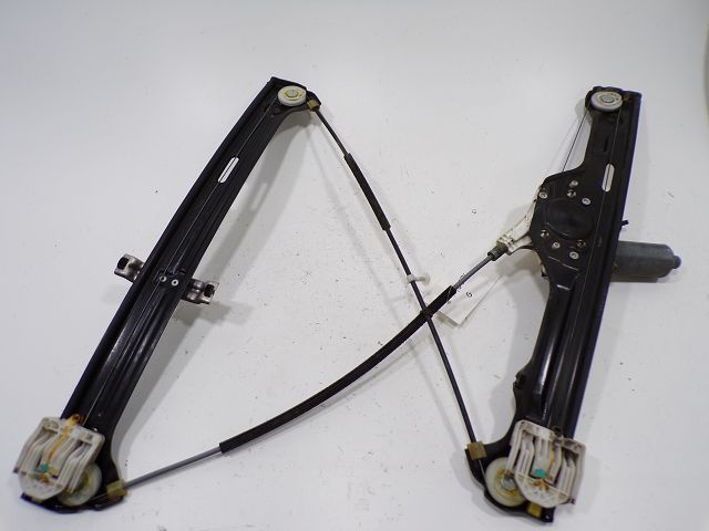 Leve-vitre electrique avant gauche