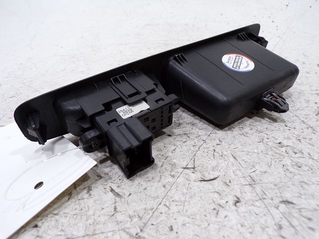 Commande lève-vitre arrière droit