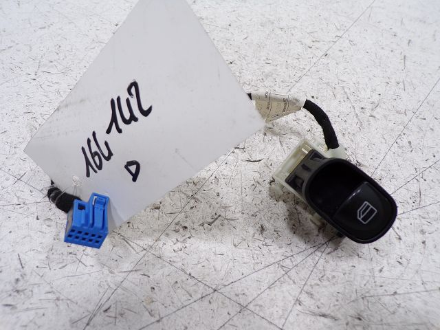 Commande lève-vitre avant droit