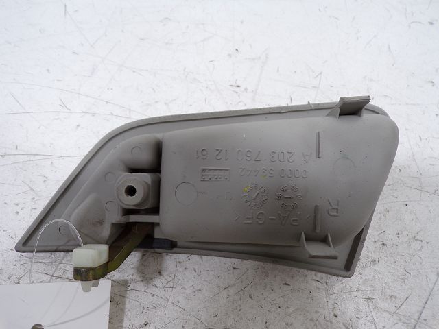 Poignée intérieure porte avant droite