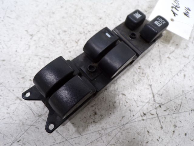 Commande lève-vitre avant gauche