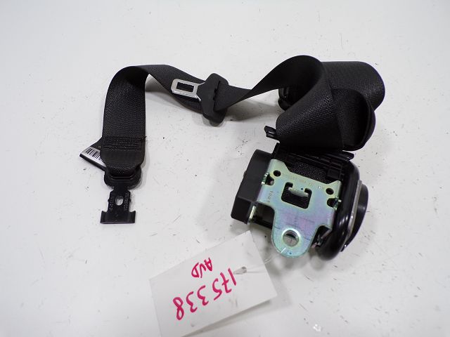 Ceinture avant droite