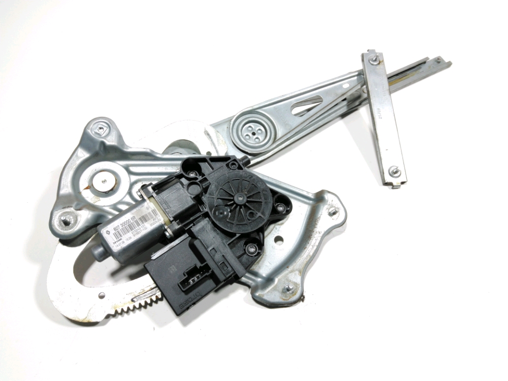 Lève-vitre électrique avant droit