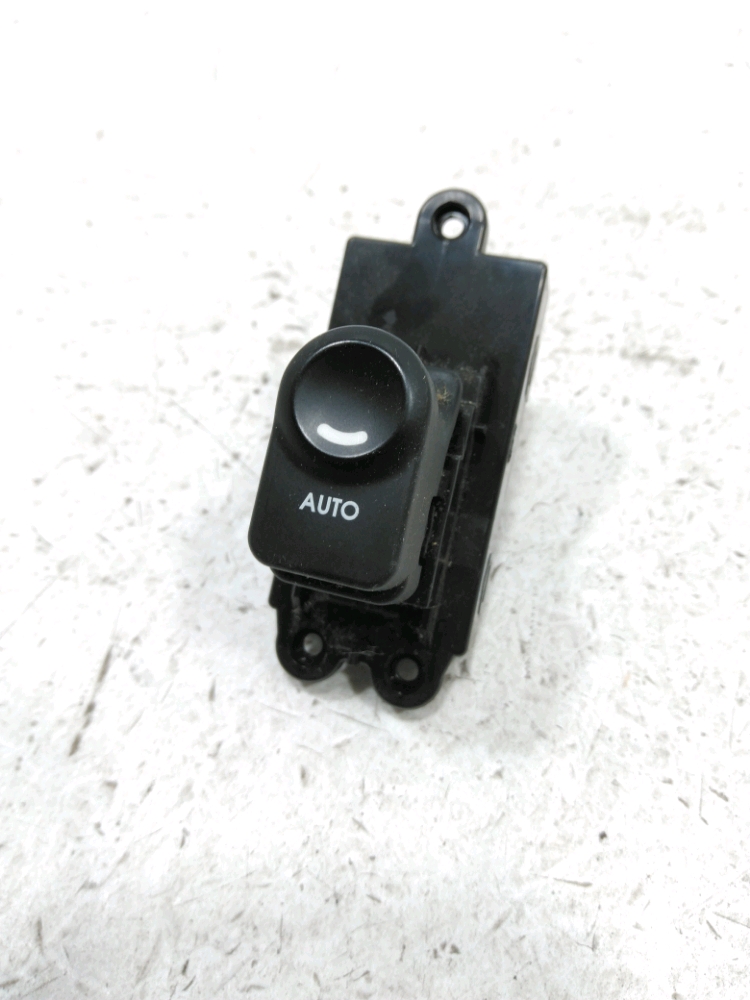 Commande lève-vitre arrière droit