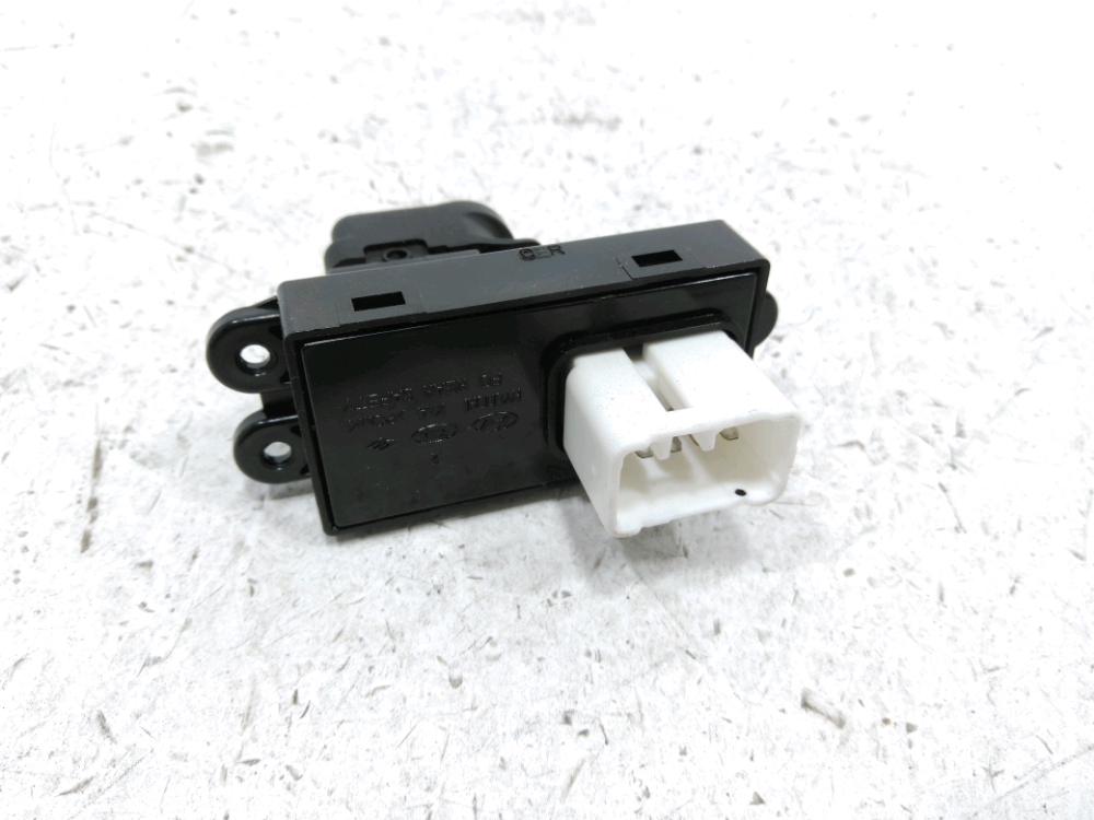 Commande lève-vitre arrière droit